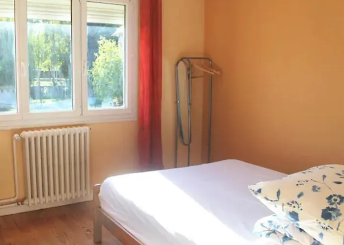 Maison Calme Et Idealement Placee Caen/St Contest
